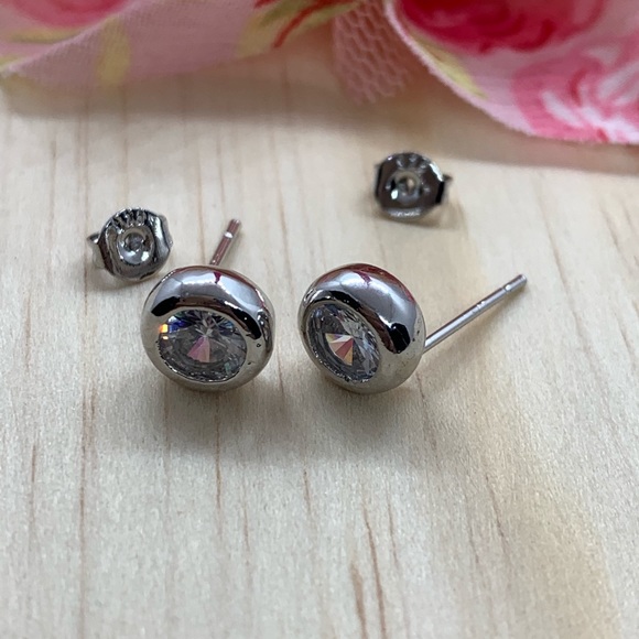 Sterling Silver 925 CZ Stud Earrings - Picture 2 of 3